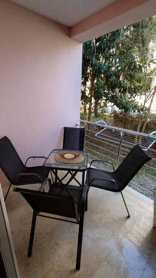 Apartments Lola Rovinj Exterior photo